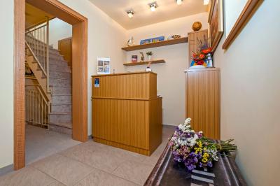 Лобби или стойка регистрации в Guest House Golden Goose